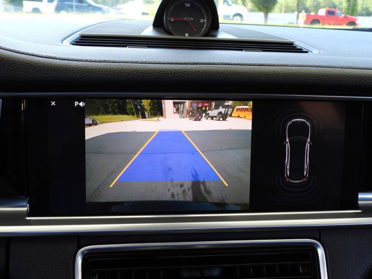 Used 2017 Porsche Panamera RWD image 76