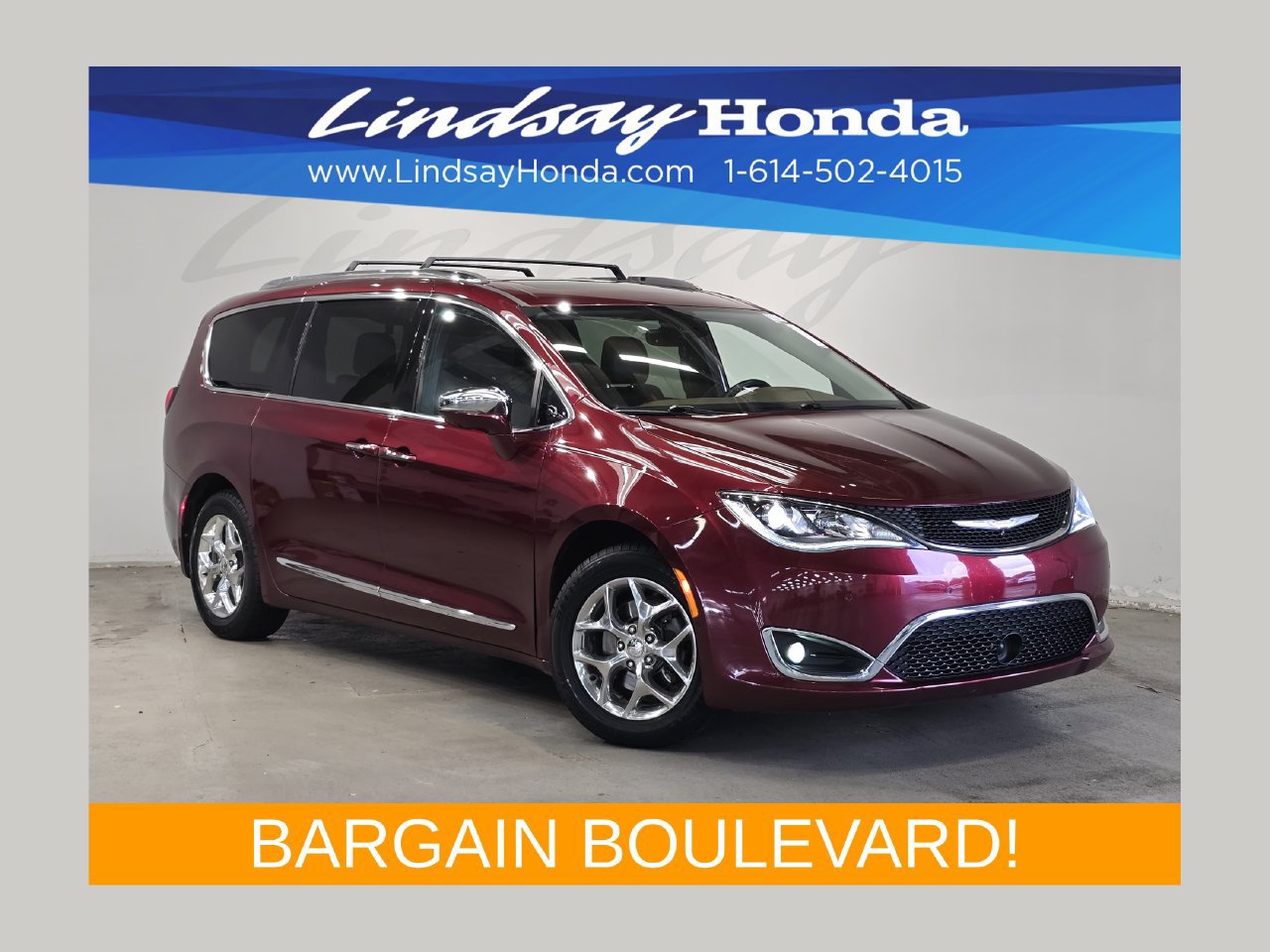 Used 2017 Chrysler Pacifica Limited w/ UConnect Theater Package