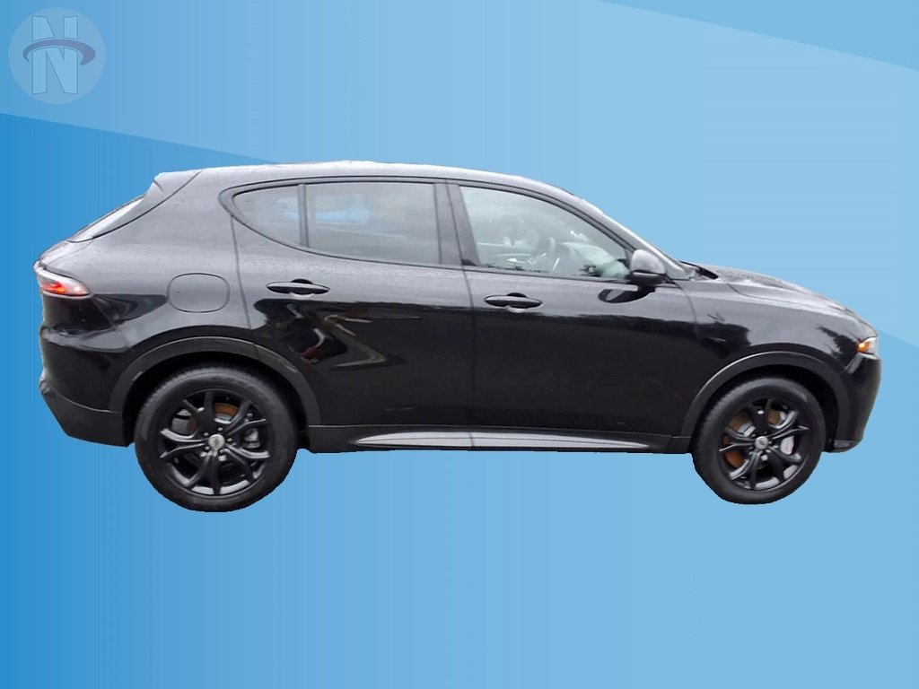 Used 2024 Dodge Hornet R/T Plus w/ R/T Blacktop Package AWD/4WD image 9