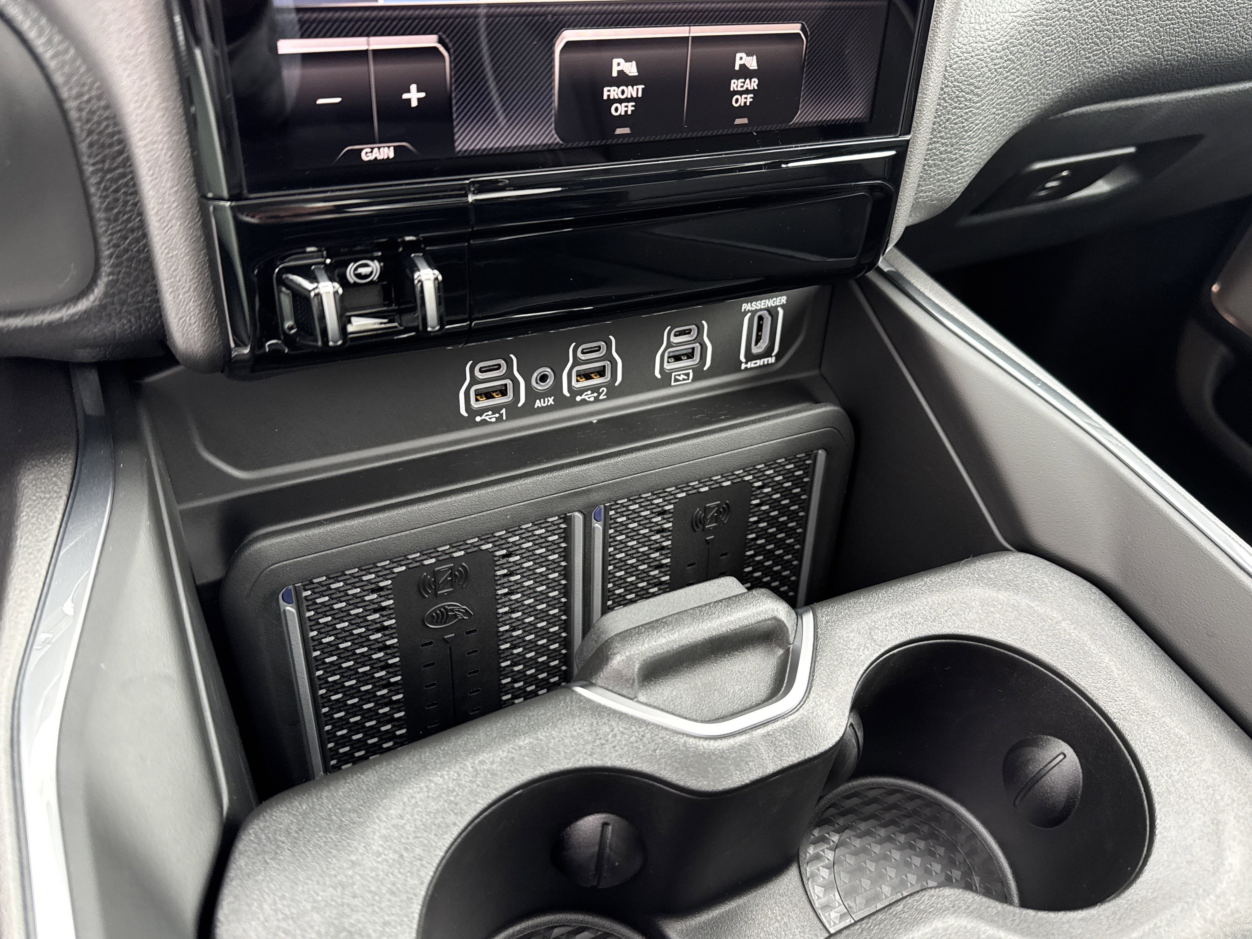 New 2026 RAM 1500 Laramie w/ Night Edition image 34