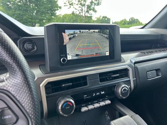 Used 2024 Toyota Tacoma SR5 AWD/4WD image 25