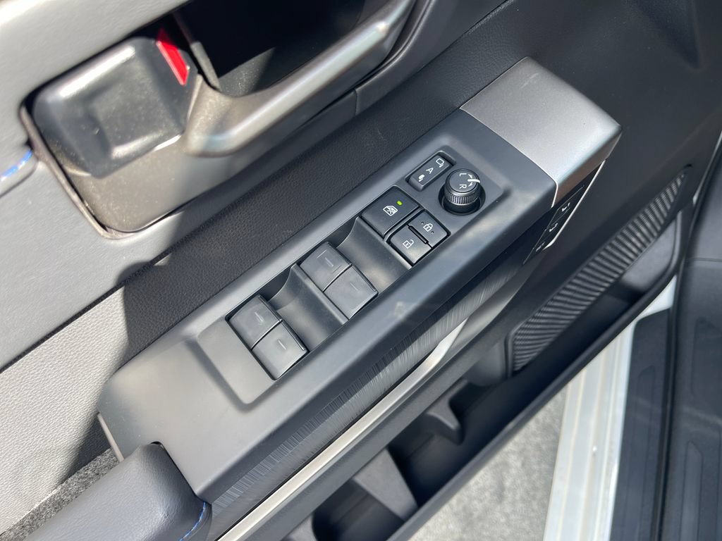 New 2026 Toyota Tundra Platinum AWD/4WD image 17