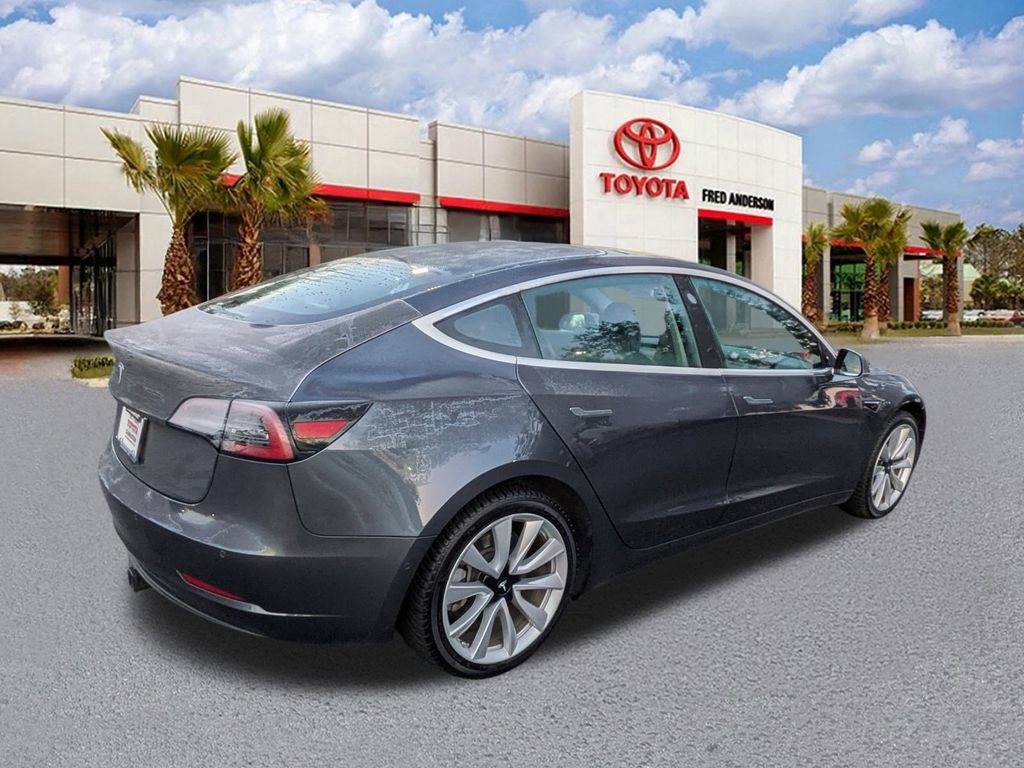Used 2018 Tesla Model 3 Long Range image 4