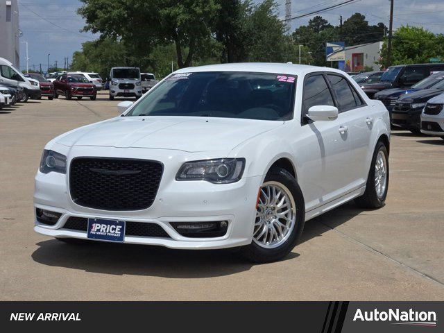 Used 2022 Chrysler 300 Touring L