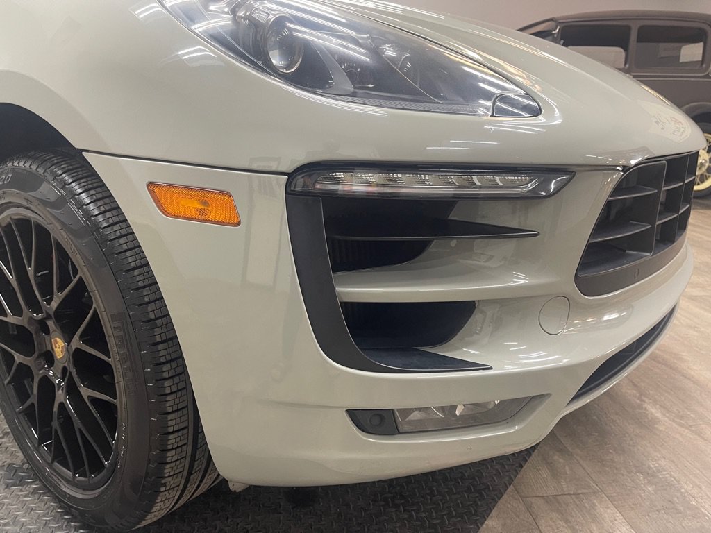 Used 2017 Porsche Macan GTS AWD/4WD image 13