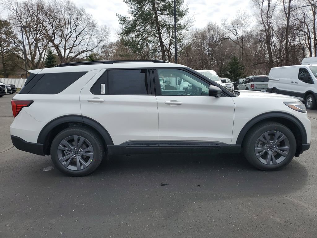 New 2026 Ford Explorer Active w/ Active Comfort Package image 39