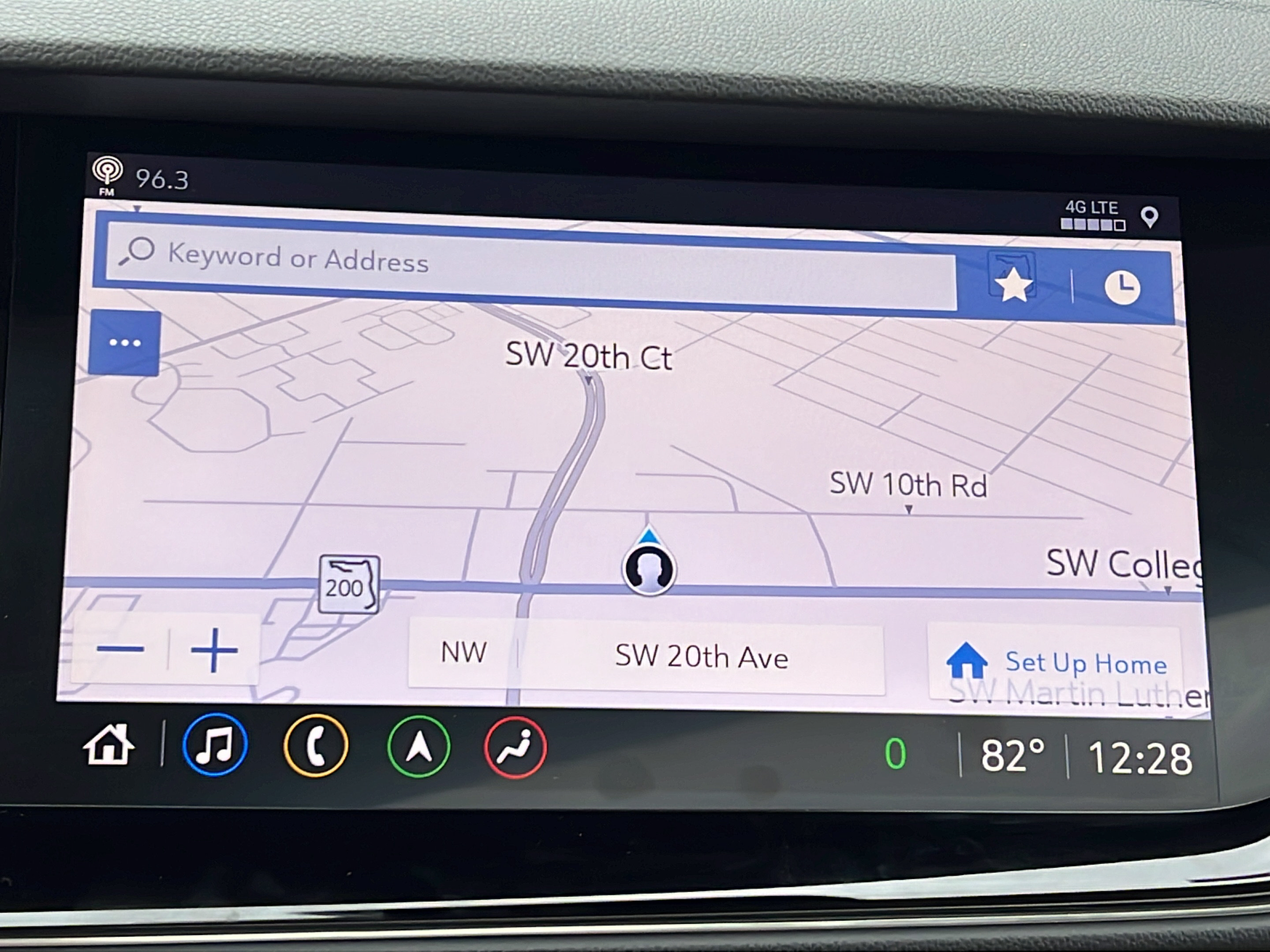 Used 2021 Buick Envision Avenir AWD/4WD image 17