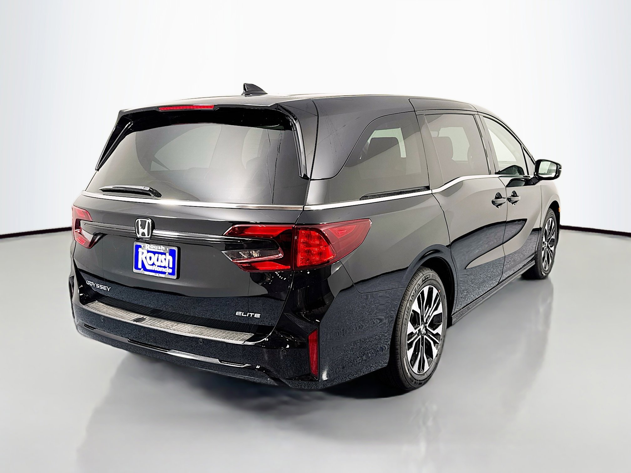 New 2026 Honda Odyssey Elite image 5