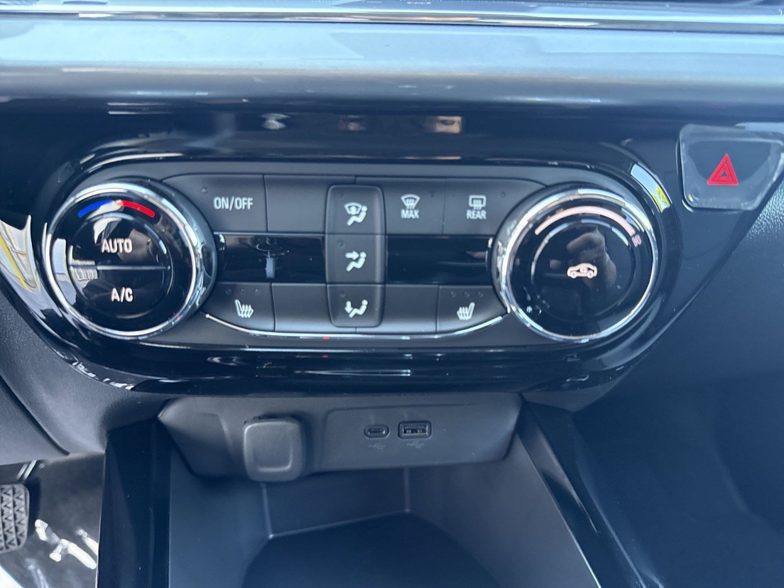 New 2026 Chevrolet Trax LT w/ Driver Confidence Package FWD image 15