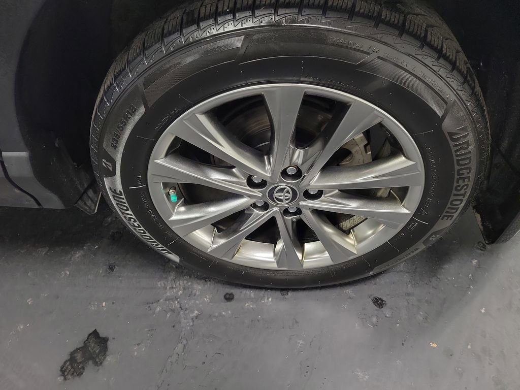 Used 2017 Toyota RAV4 Limited w/ All Weather Liner Package image 10