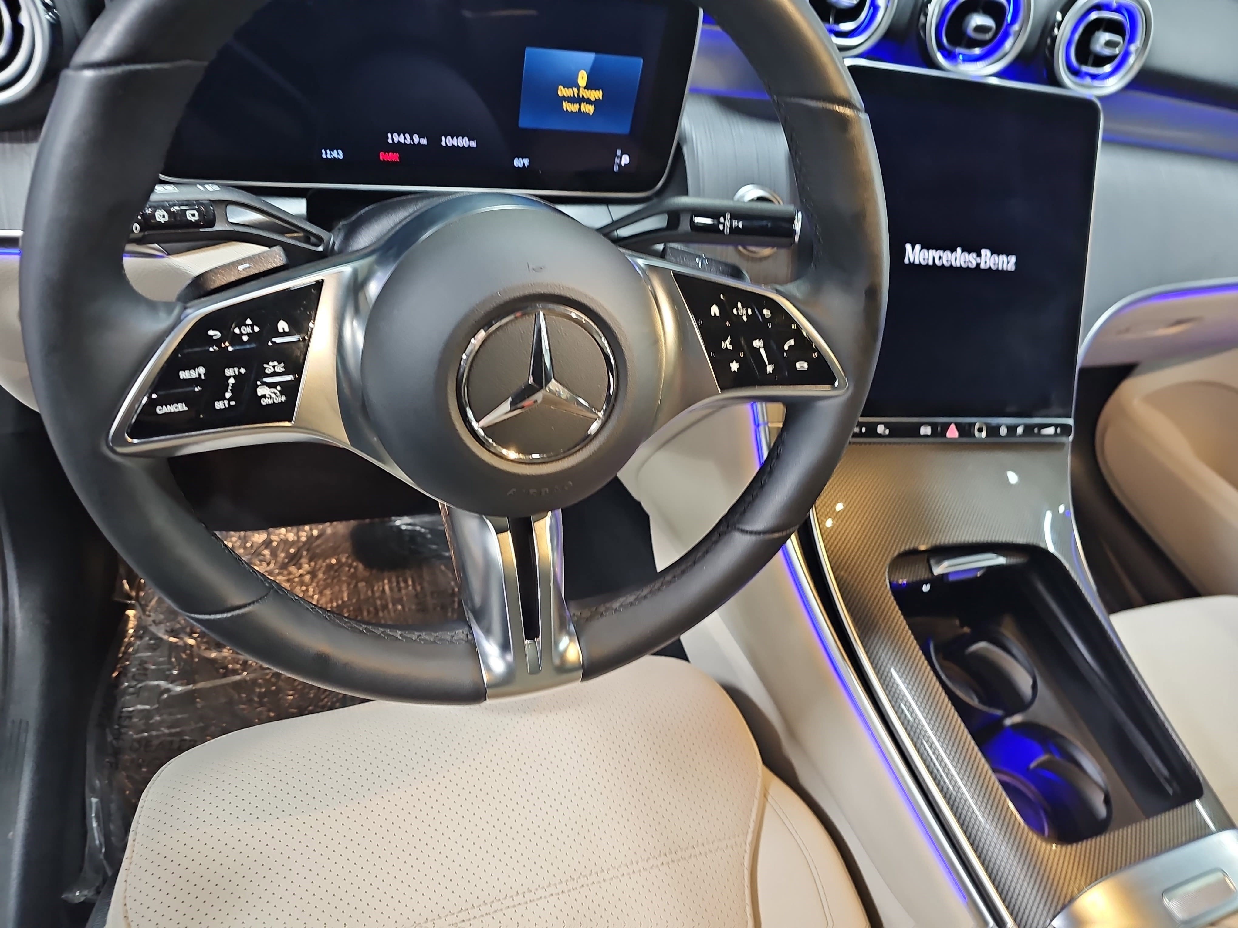 Certified 2025 Mercedes-Benz GLC 300 4MATIC image 18