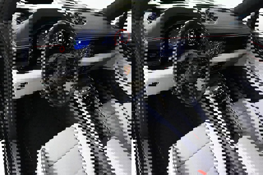 Certified 2025 Porsche Macan 4S Electric image 4