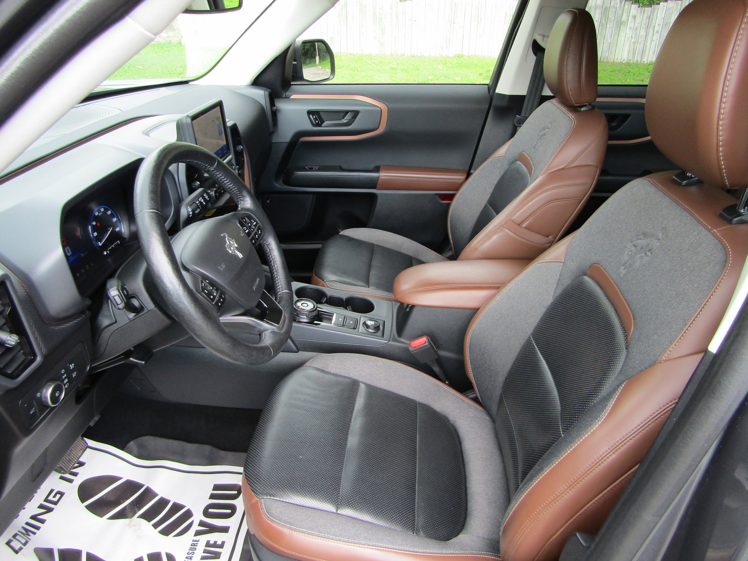 Used 2021 Ford Bronco Sport Outer Banks w/ Outer Banks Package AWD/4WD image 11
