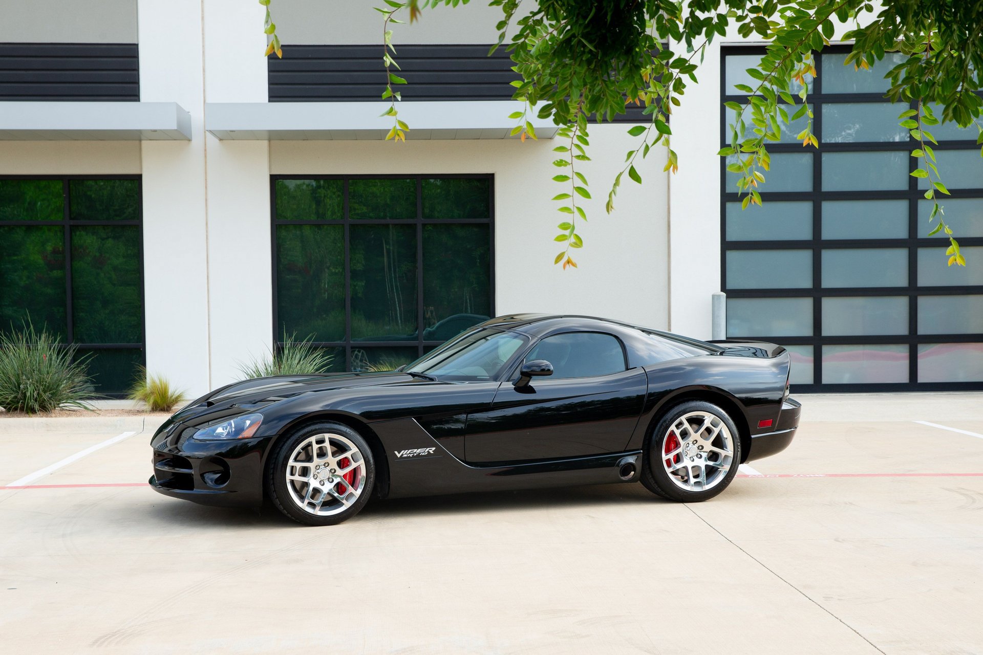 Used 2008 Dodge Viper SRT-10 RWD image 3