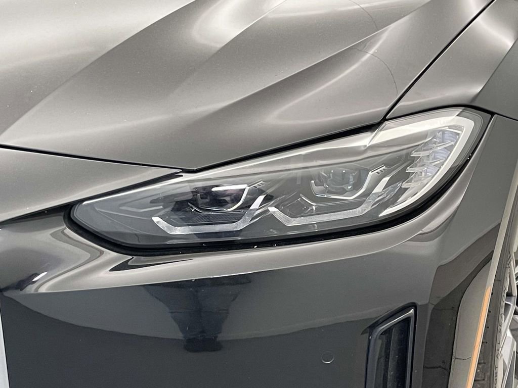Used 2023 BMW i4 eDrive40 w/ Premium Package RWD image 9