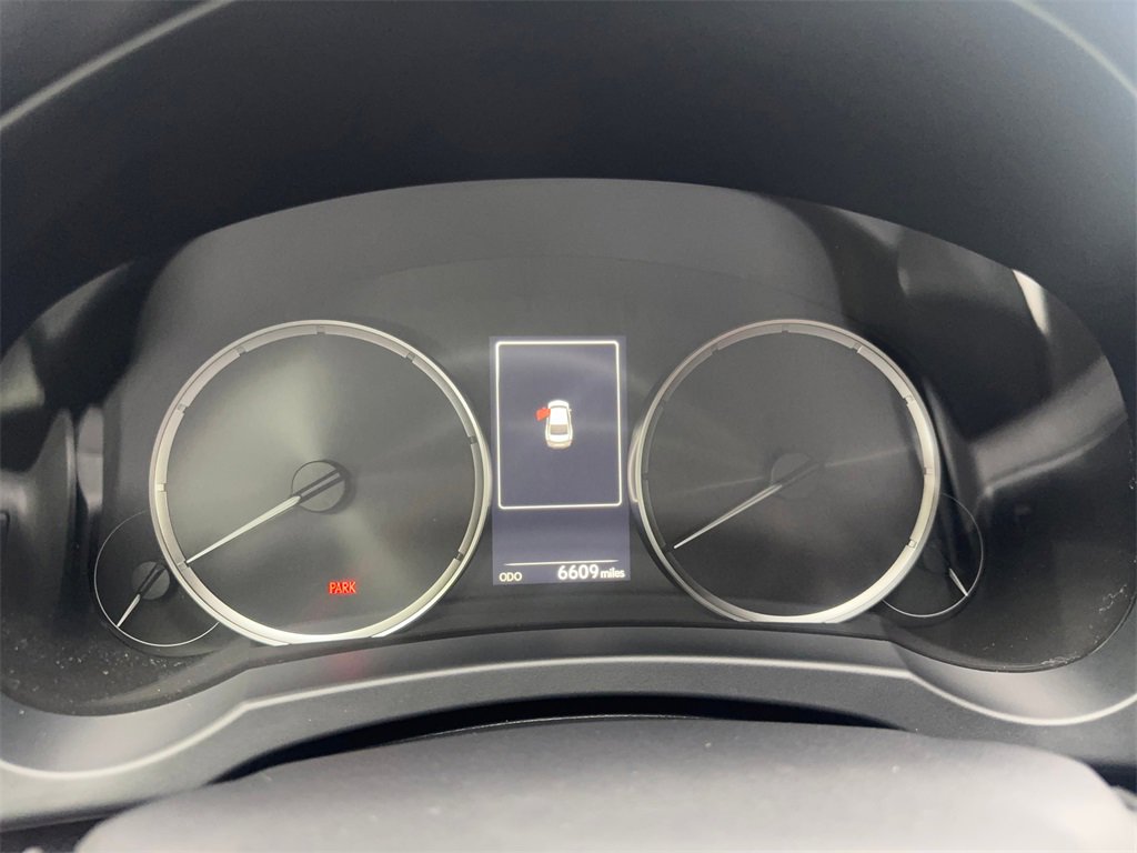 Used 2024 Lexus IS 300 w/ Comfort Package image 59