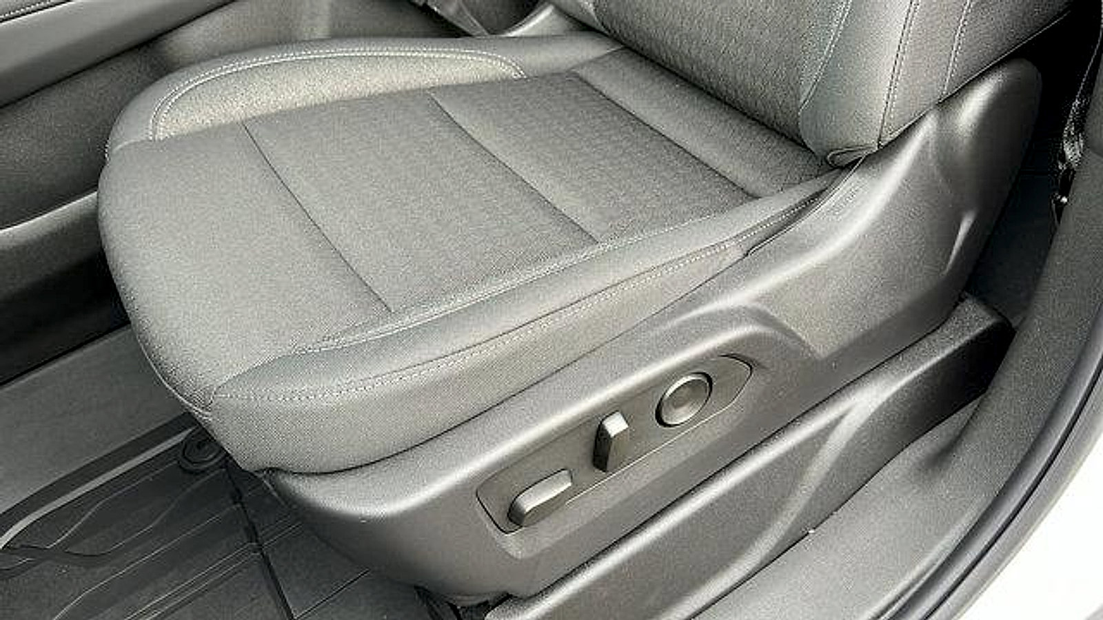 New 2026 Chevrolet Tahoe LS image 19