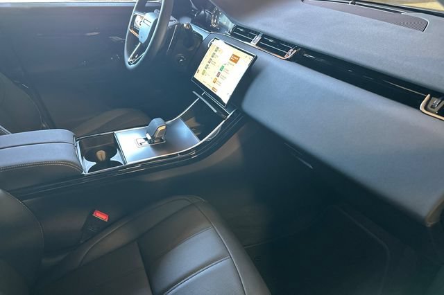 New 2026 Land Rover Range Rover Evoque Hoxton AWD/4WD image 14
