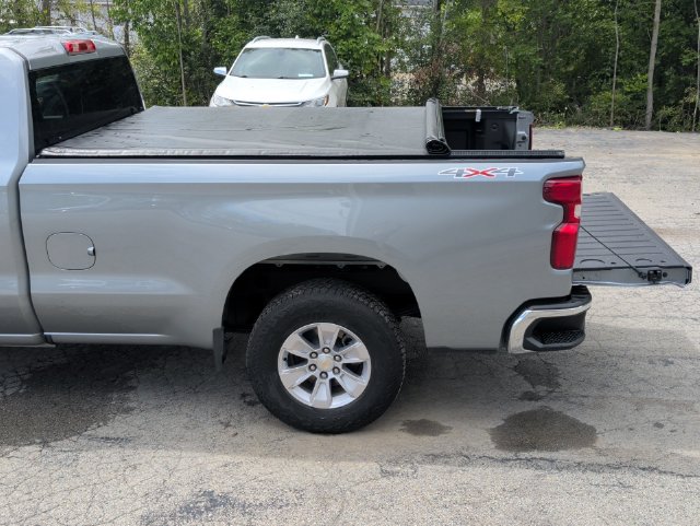Used 2025 Chevrolet Silverado 1500 W/T w/ WT Value Package AWD/4WD image 33