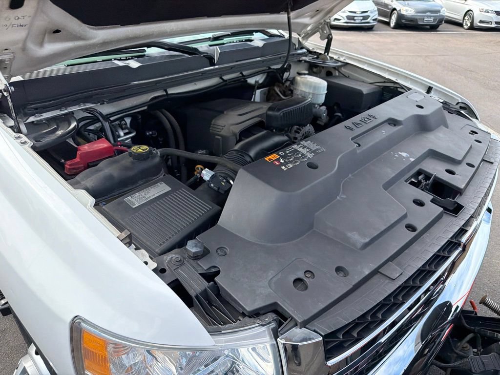 Used 2013 Chevrolet Silverado 3500 W/T w/ Snow Plow Prep Package AWD/4WD image 35