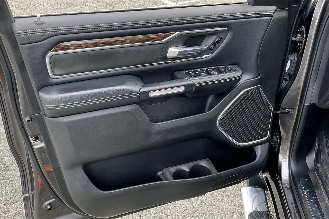 Used 2019 RAM 1500 Laramie image 25