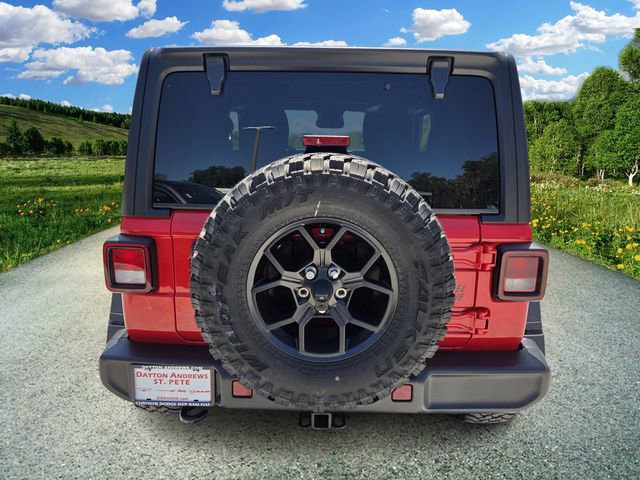 Used 2025 Jeep Wrangler Sport AWD/4WD image 6