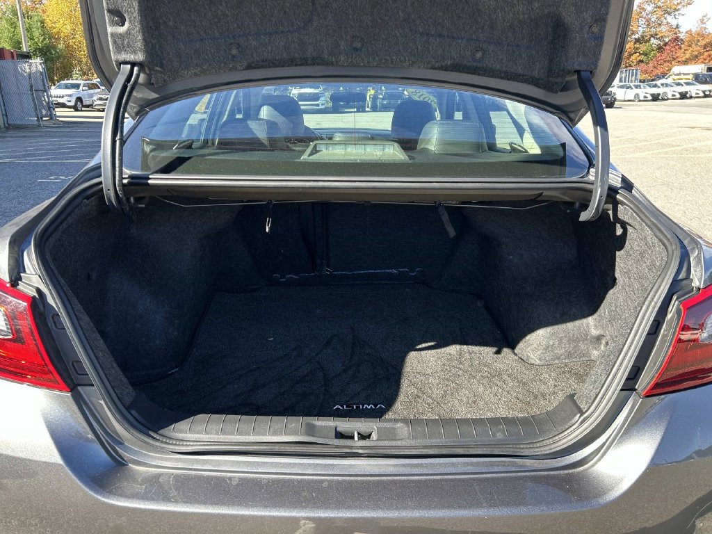 Used 2018 Nissan Altima 2.5 SR w/ SR Special Edition FWD image 11