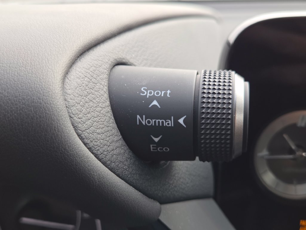 Certified 2025 Lexus ES 350 w/ Premium Package FWD image 12