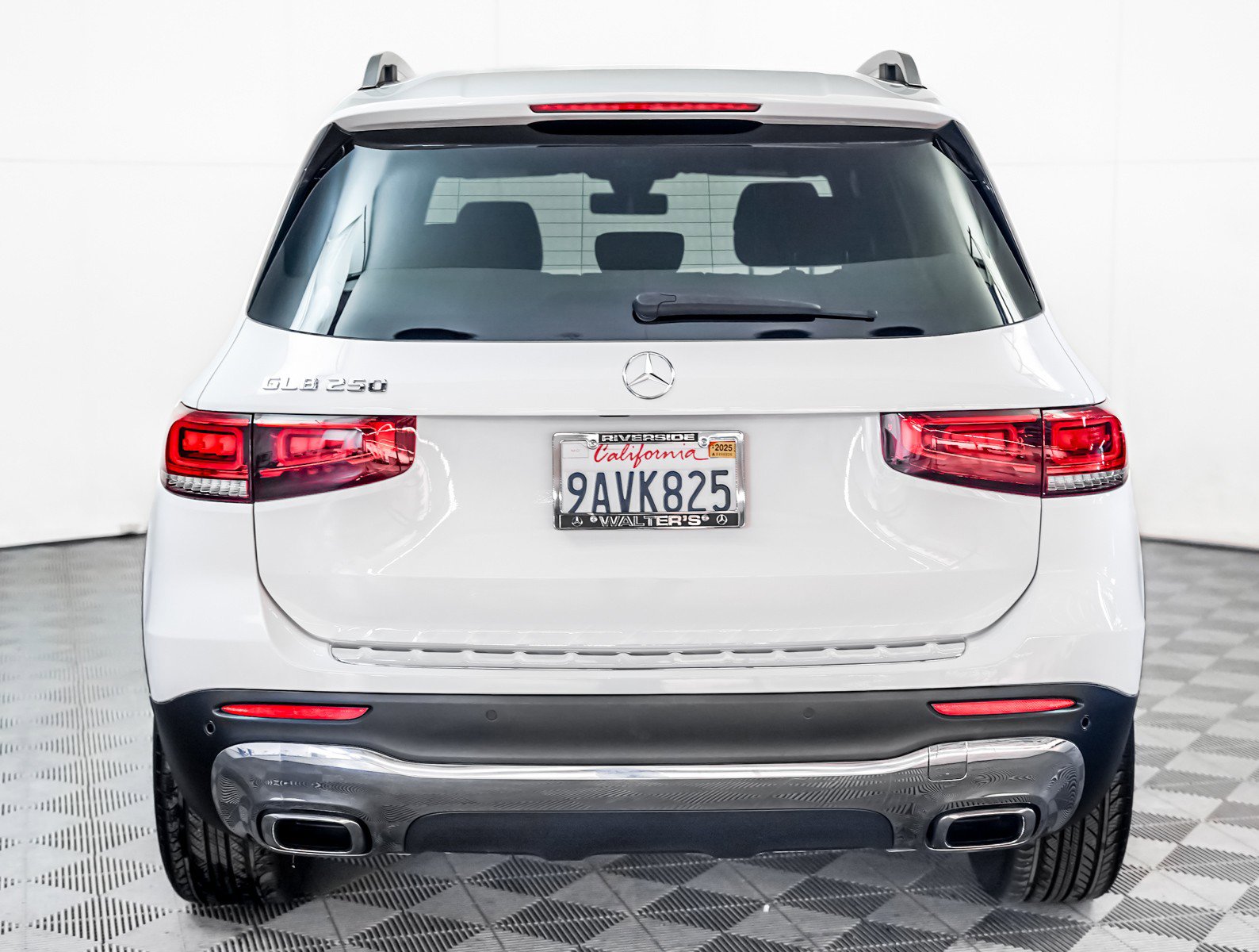 Certified 2022 Mercedes-Benz GLB 250 image 11