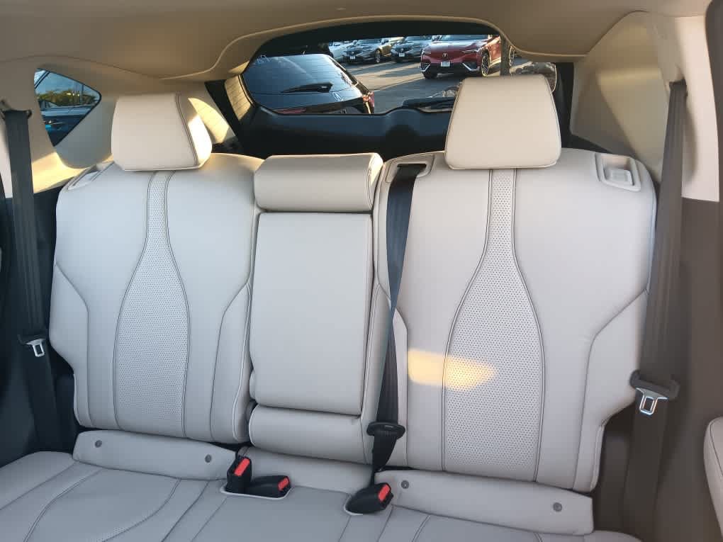 Used 2025 Acura RDX w/ Technology Package AWD/4WD image 13