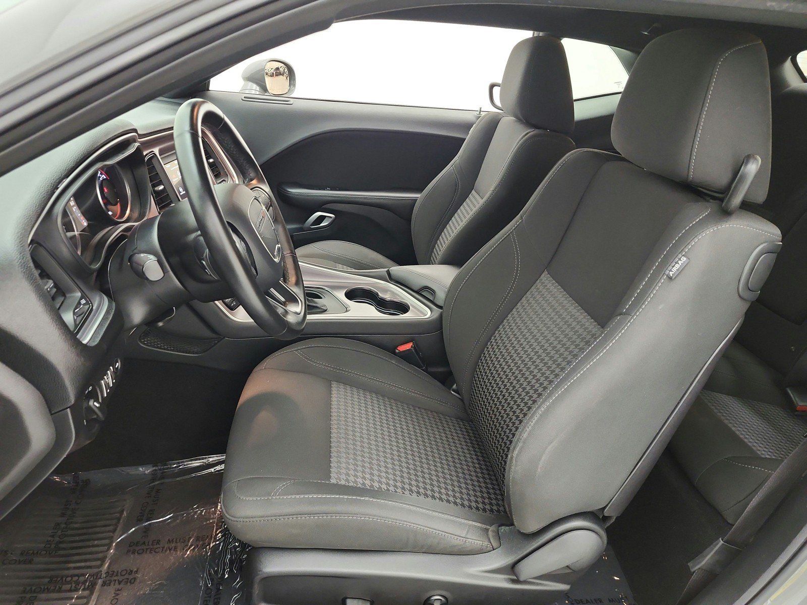 Used 2019 Dodge Challenger SXT RWD image 15