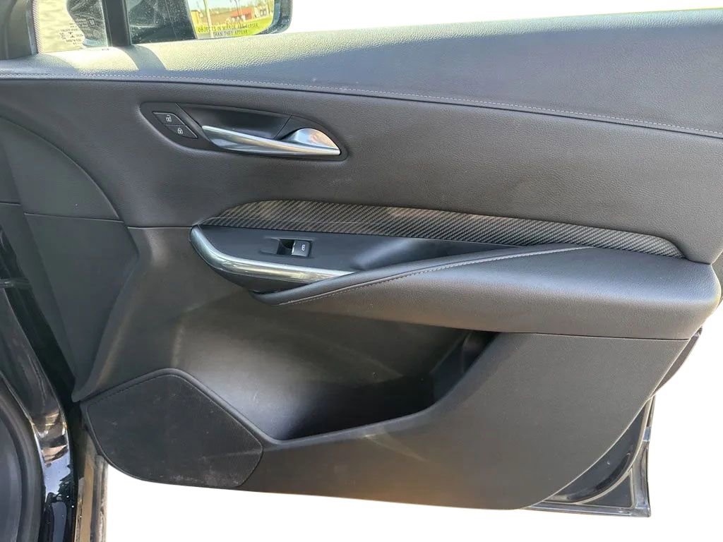 Used 2020 Cadillac XT4 Sport w/ Cold Weather Package AWD/4WD image 13