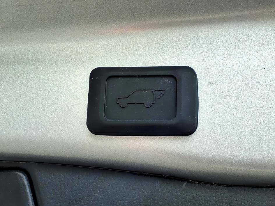 Certified 2025 Toyota RAV4 XLE w/ Convenience Package image 12