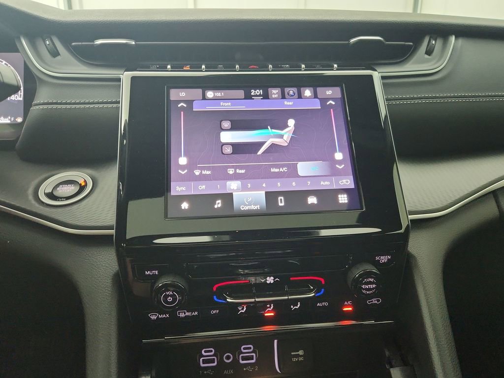 New 2025 Jeep Grand Cherokee L Laredo image 26