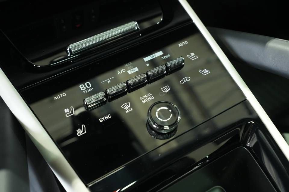 New 2026 Porsche Cayenne Coupe image 24