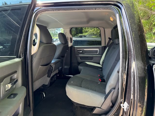 Used 2016 RAM 2500 Big Horn w/ Black Appearance Group AWD/4WD image 16
