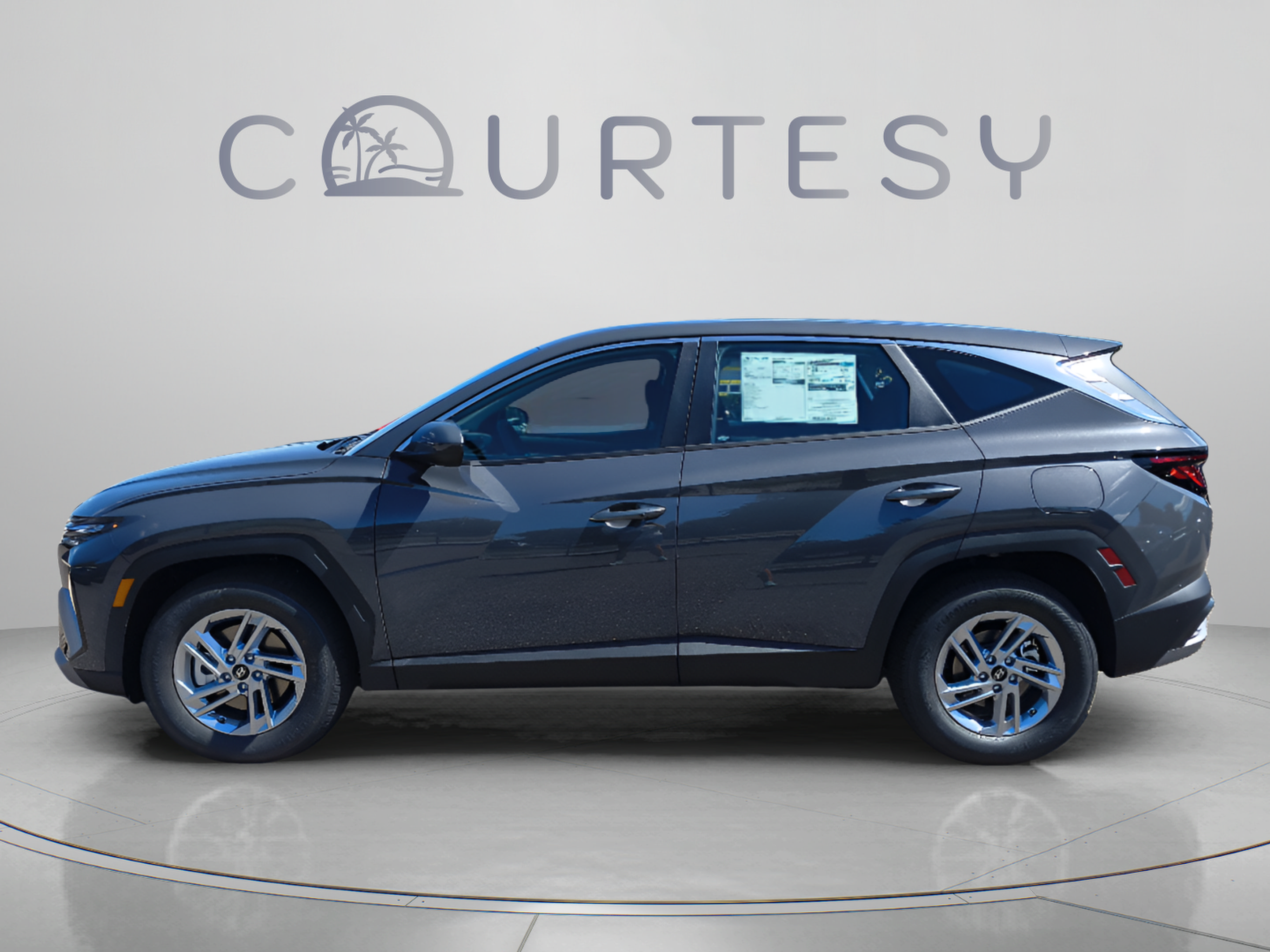 New 2026 Hyundai Tucson SE FWD image 2
