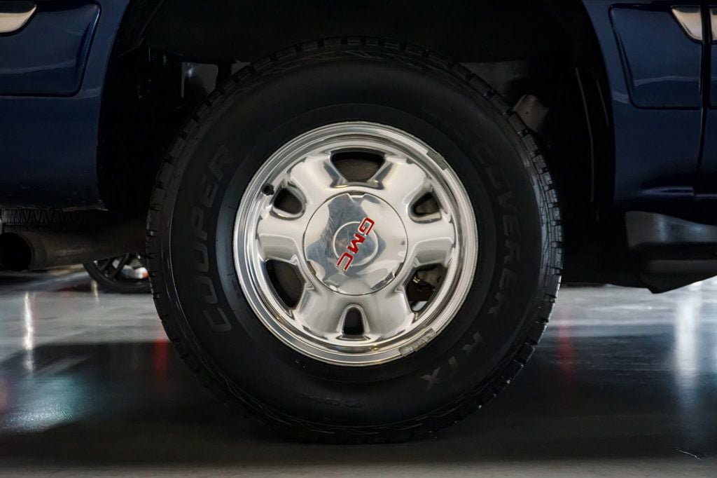 Used 2001 GMC Yukon XL 4WD image 47