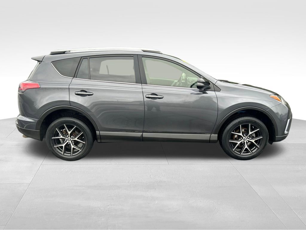 Used 2017 Toyota RAV4 SE w/ Power Special Value Package AWD/4WD image 6