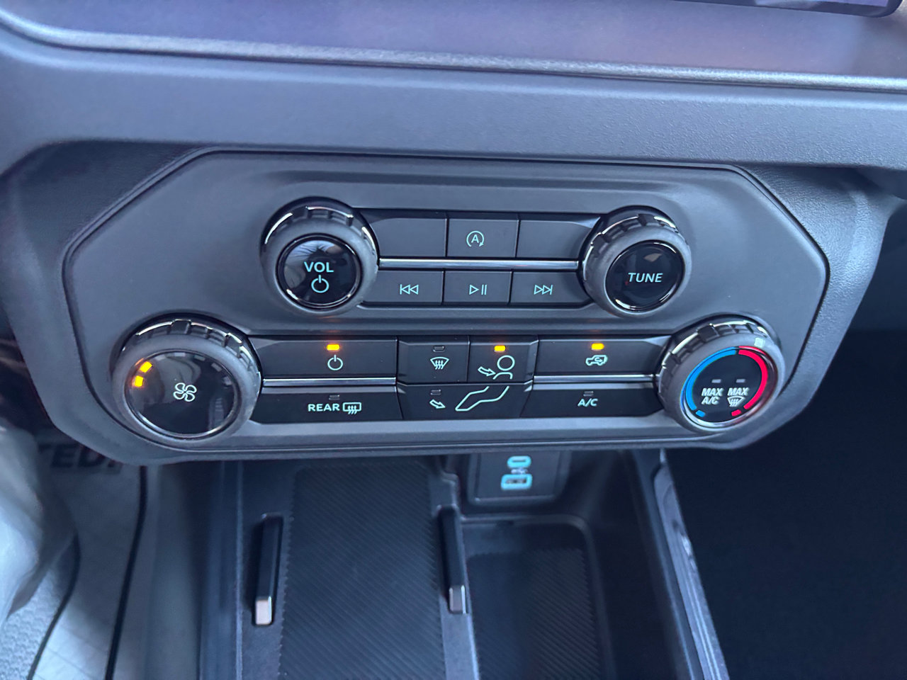 New 2025 Ford Bronco 4-Door image 20
