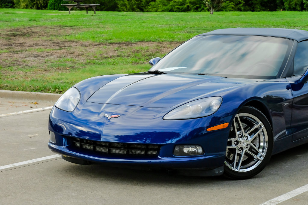 Used 2006 Chevrolet Corvette Convertible w/ Preferred Equipment Group RWD image 8