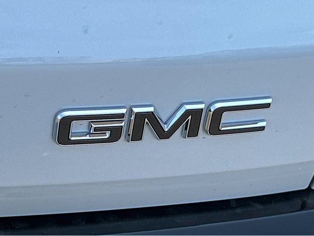 New 2026 GMC Acadia Denali Ultimate w/ LPO, Floor Liner Package FWD image 9