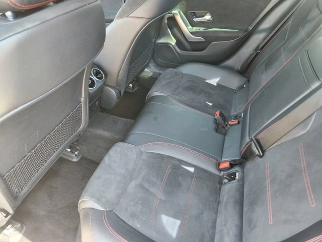 Used 2021 Mercedes-Benz A 220 image 33