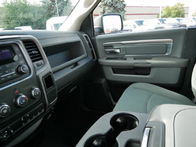 Used 2018 RAM 2500 Tradesman w/ Chrome Appearance Group AWD/4WD image 16