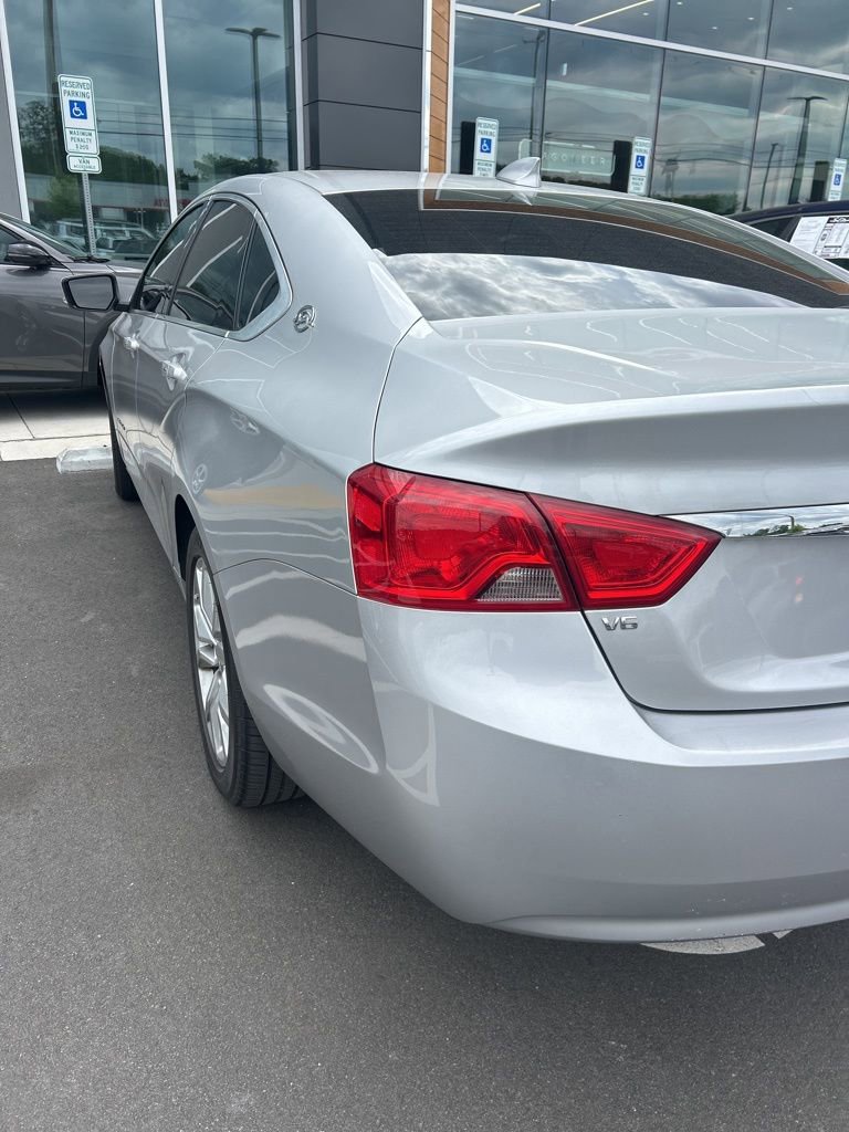 Used 2020 Chevrolet Impala LT FWD image 18
