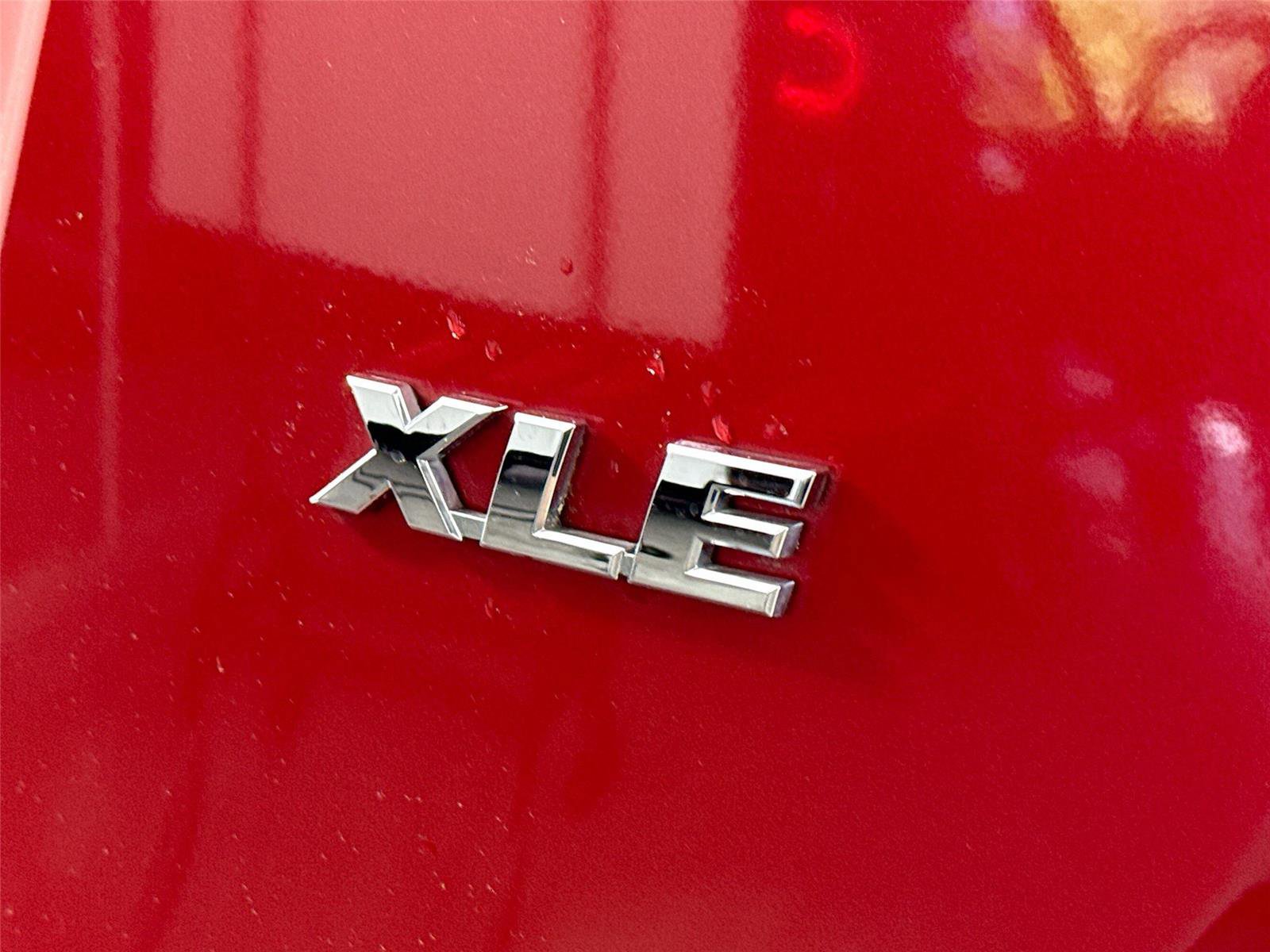 Used 2017 Toyota RAV4 XLE image 13