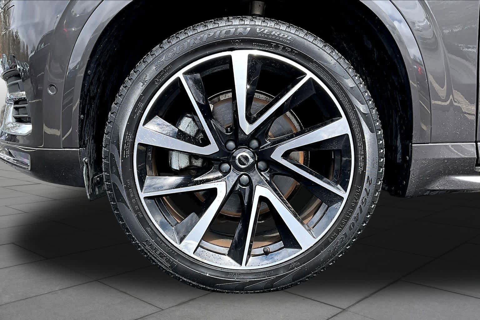 Certified 2023 Volvo XC90 B6 Plus w/ Protection Package Premier AWD/4WD image 11