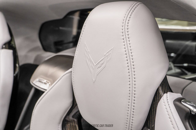 Used 2020 Chevrolet Corvette Stingray Premium Cpe w/ 3LT Preferred Equipment Group RWD image 40