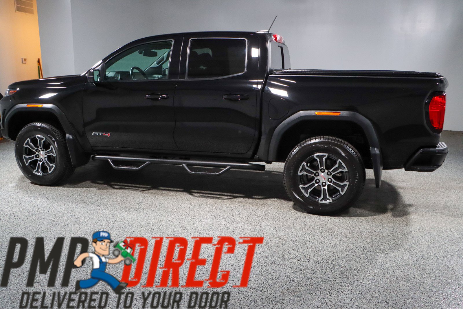 Used 2023 GMC Canyon AT4 w/ AT4 Premium Package image 10