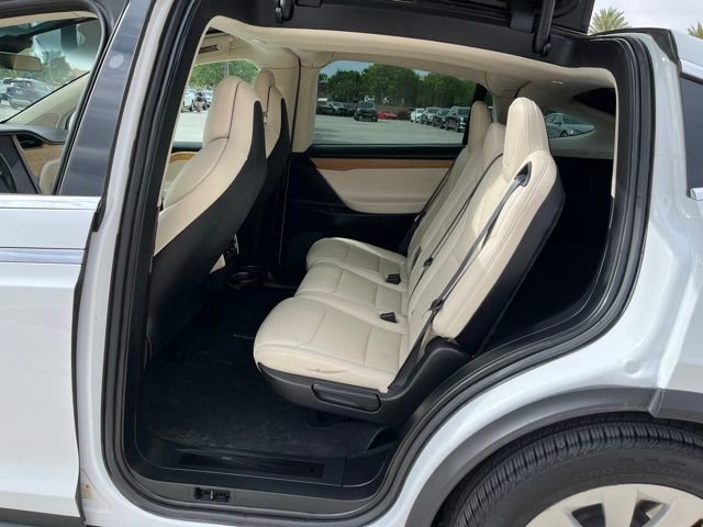 Used 2018 Tesla Model X 100D image 14